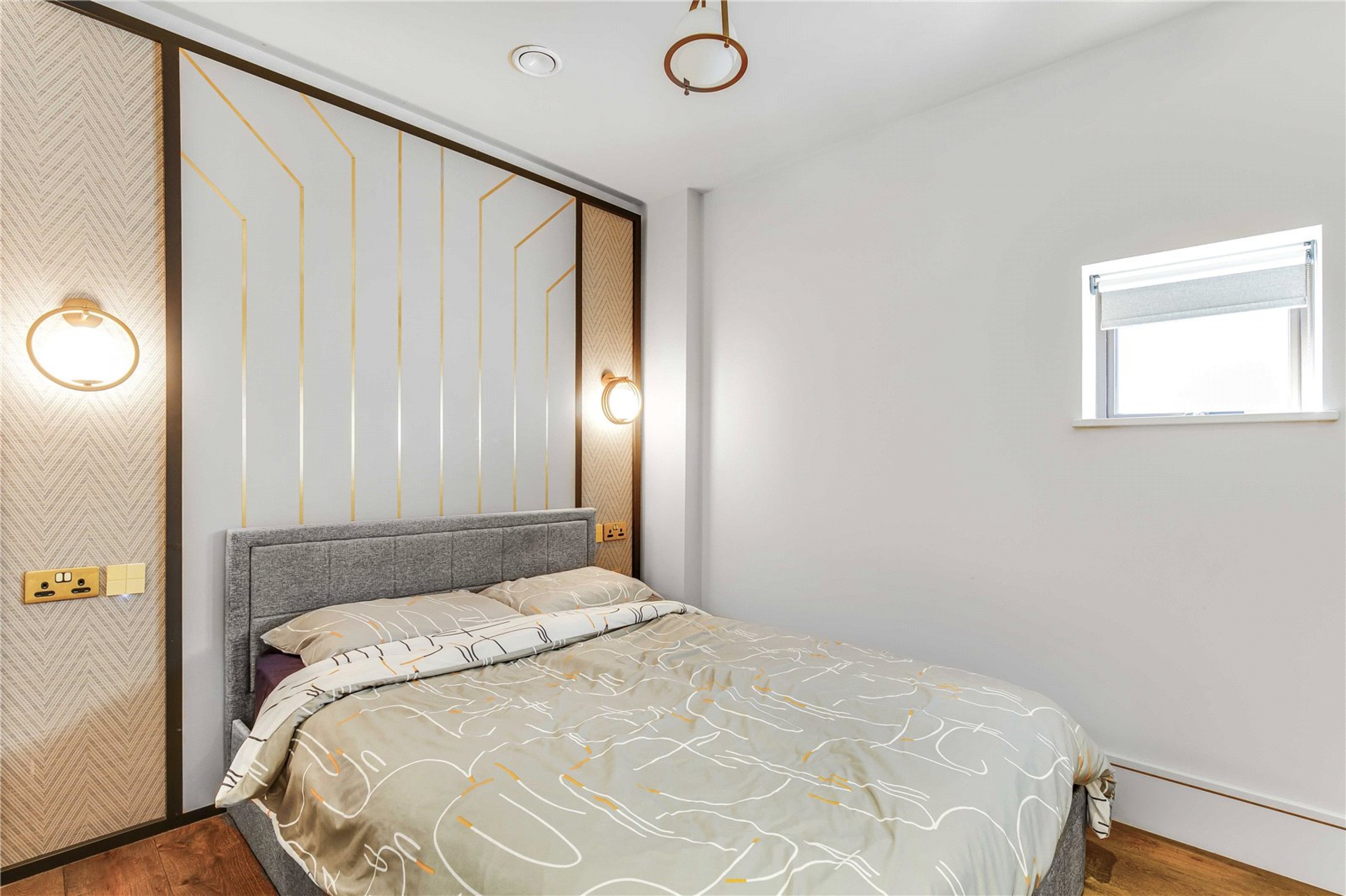 Images for London EAID:4101633374 BID:FLS