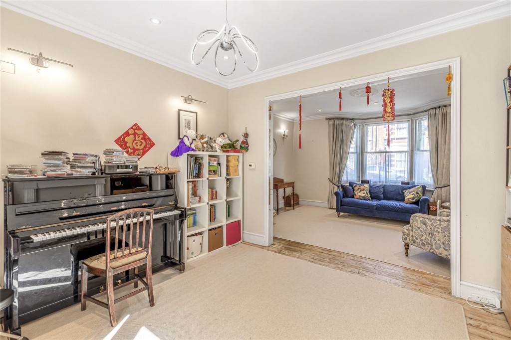Images for Fulham, London EAID:163099177 BID:FLS