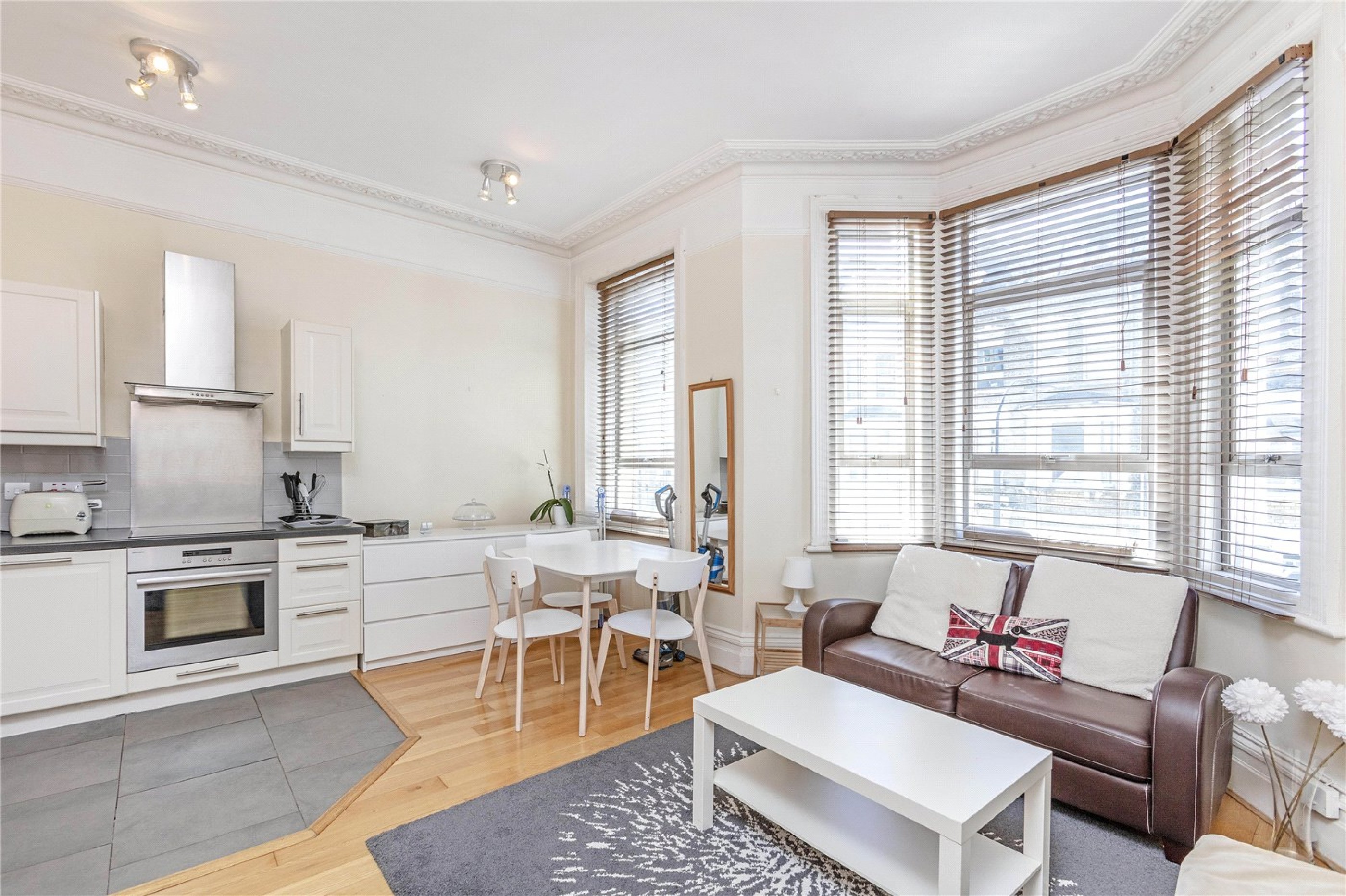 Images for London EAID:163099177 BID:FLS