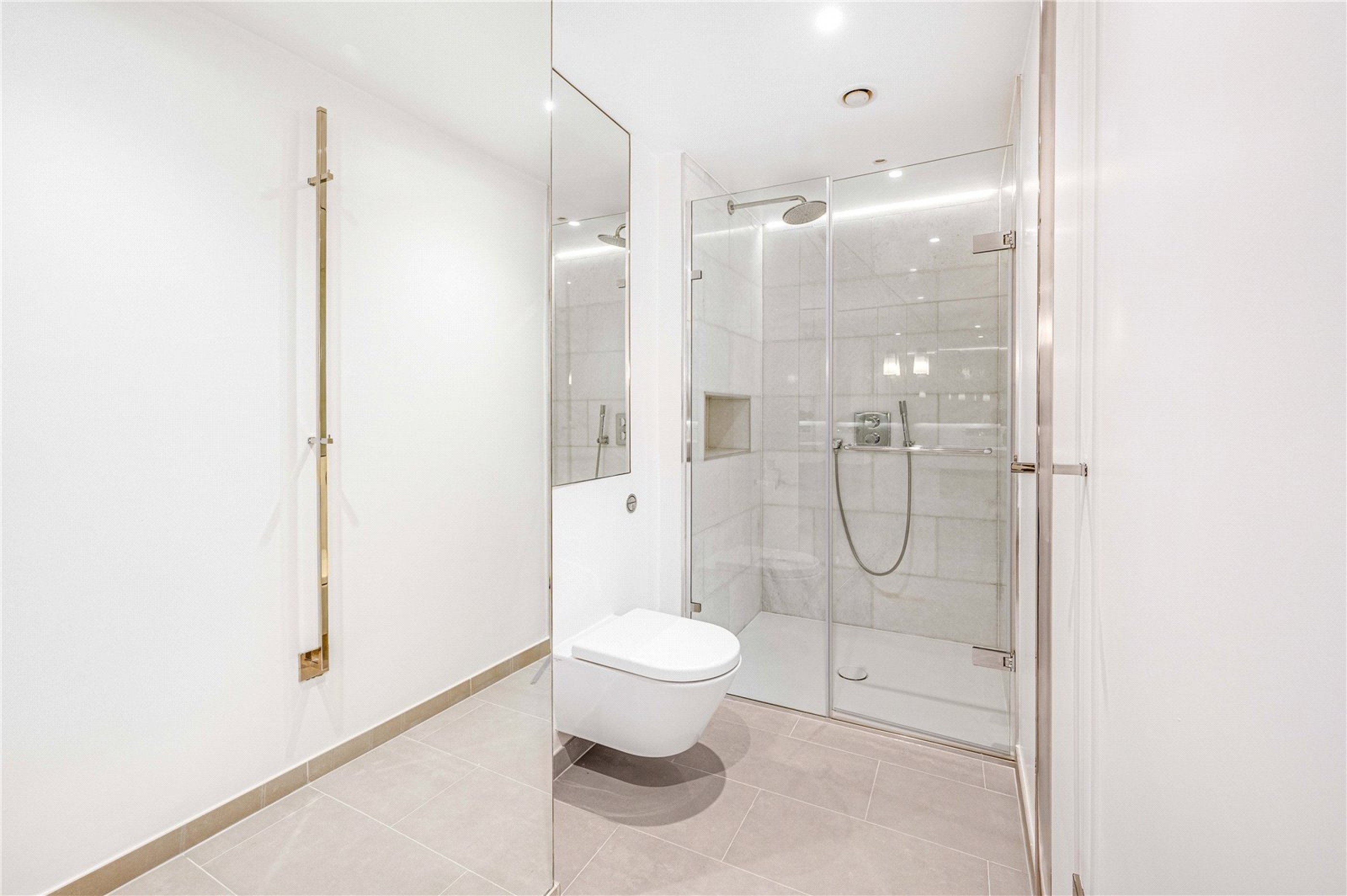 Images for London EAID:163099177 BID:FLS