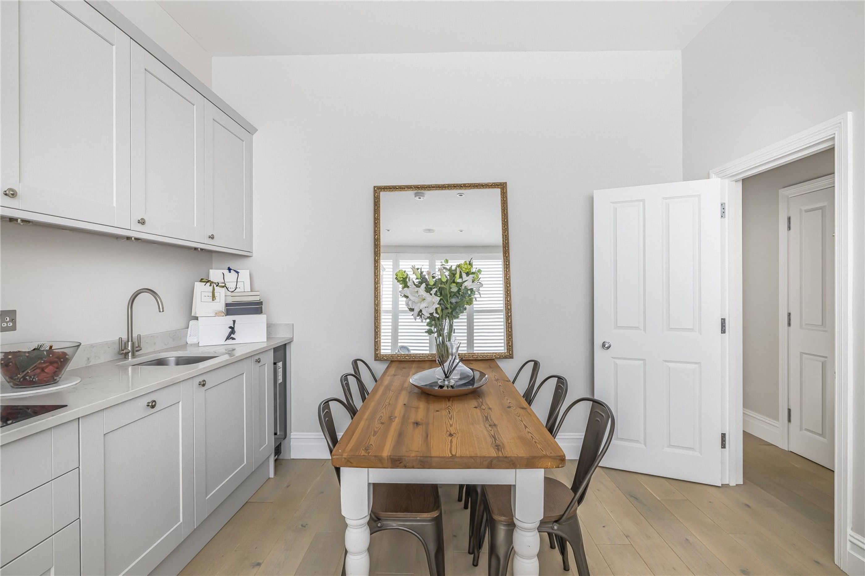 Images for London EAID:163099177 BID:FLS