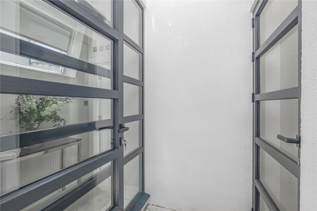 Images for London EAID:163099177 BID:FLS