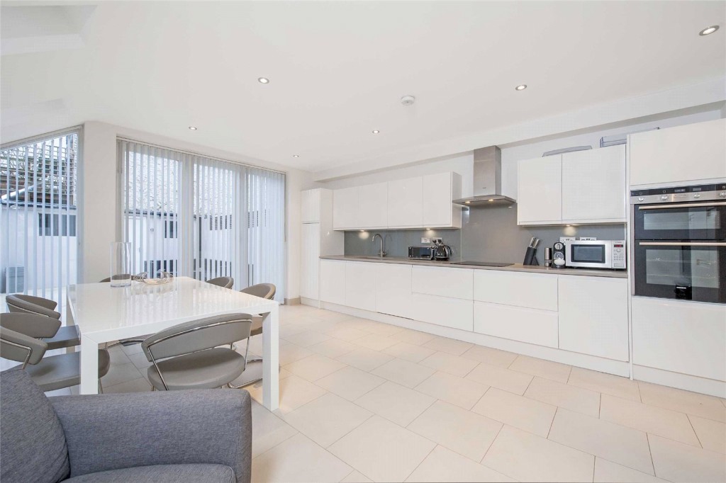 Images for Fulham, London EAID:163099177 BID:FLS
