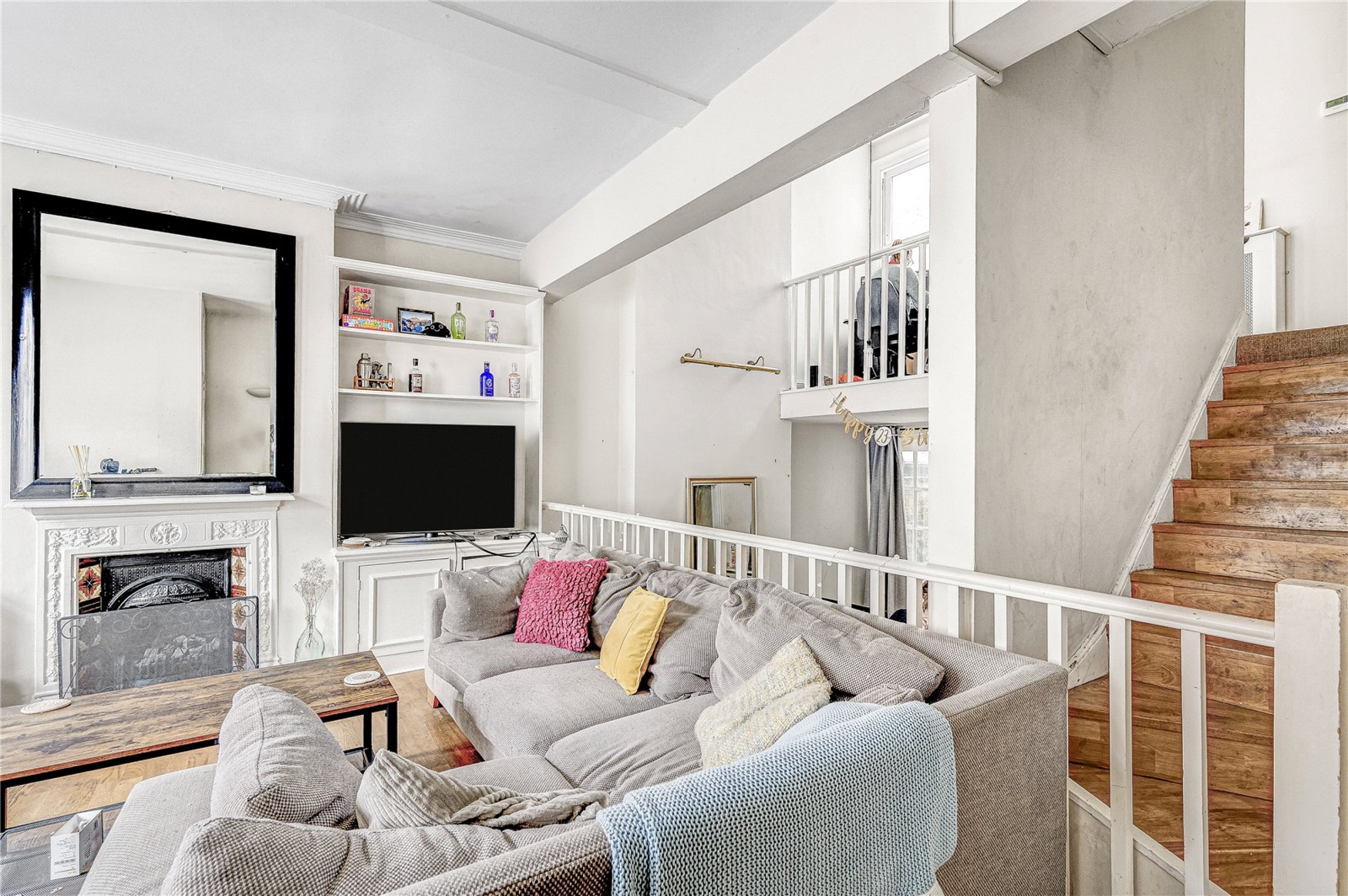 Images for Fulham EAID:163099177 BID:FLS