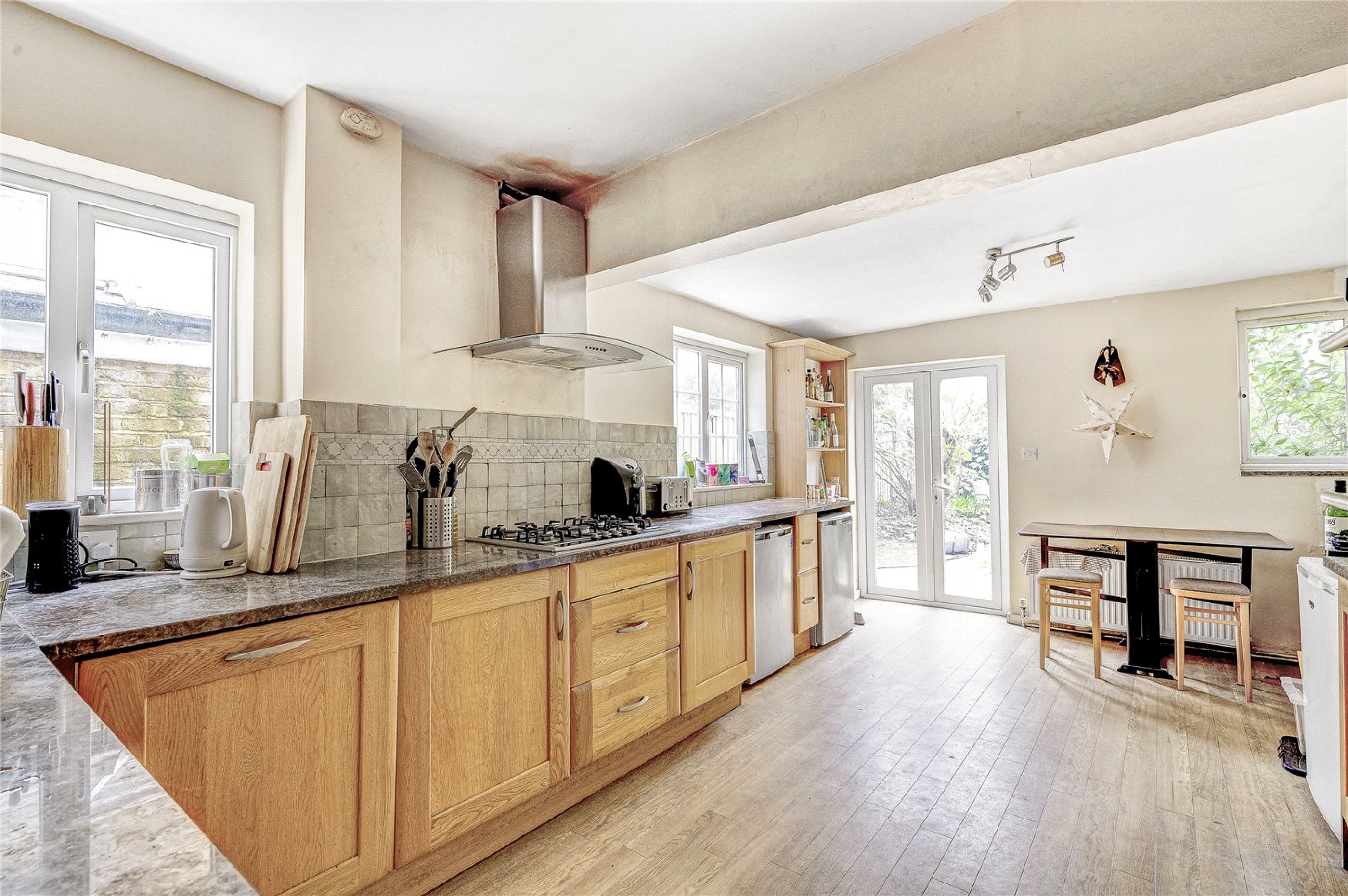 Images for Fulham EAID:163099177 BID:FLS