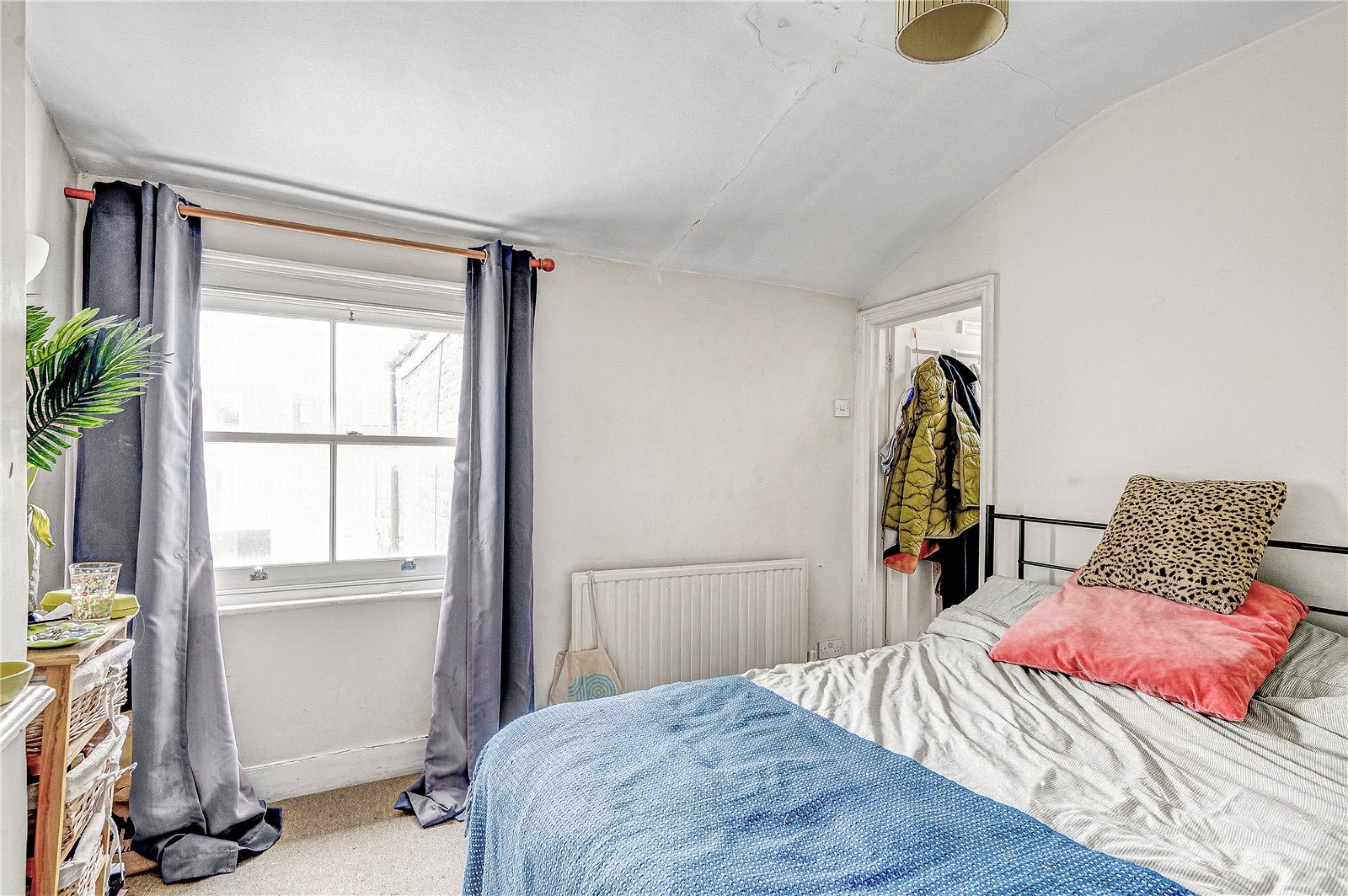 Images for Fulham EAID:163099177 BID:FLS