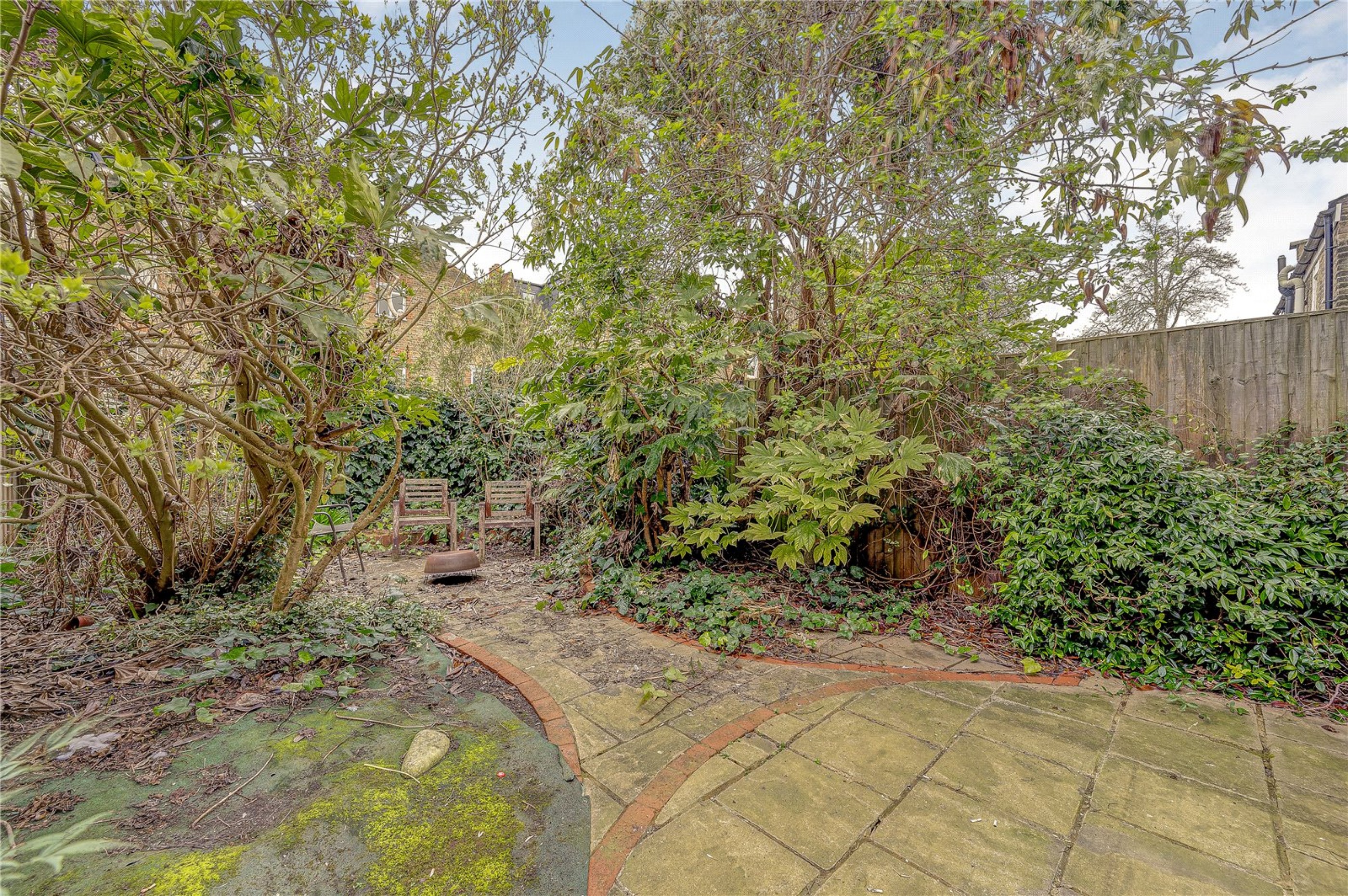 Images for Fulham EAID:163099177 BID:FLS
