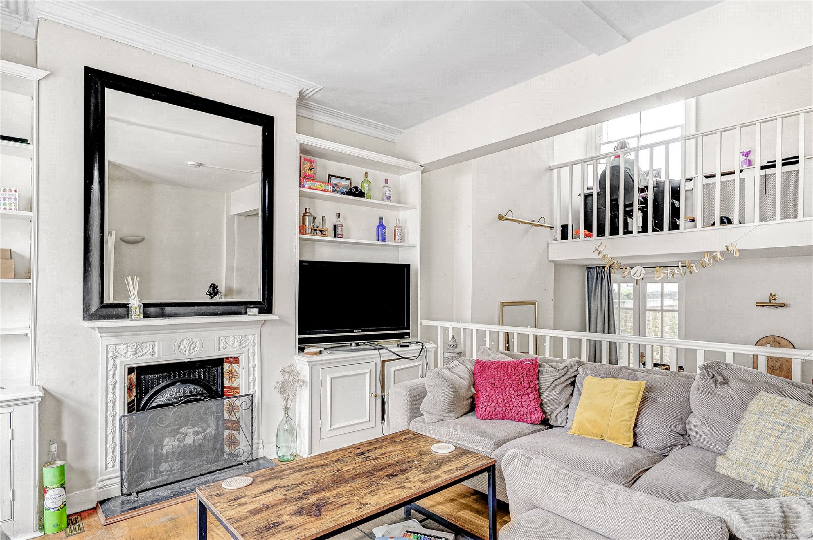 Images for Fulham EAID:163099177 BID:FLS