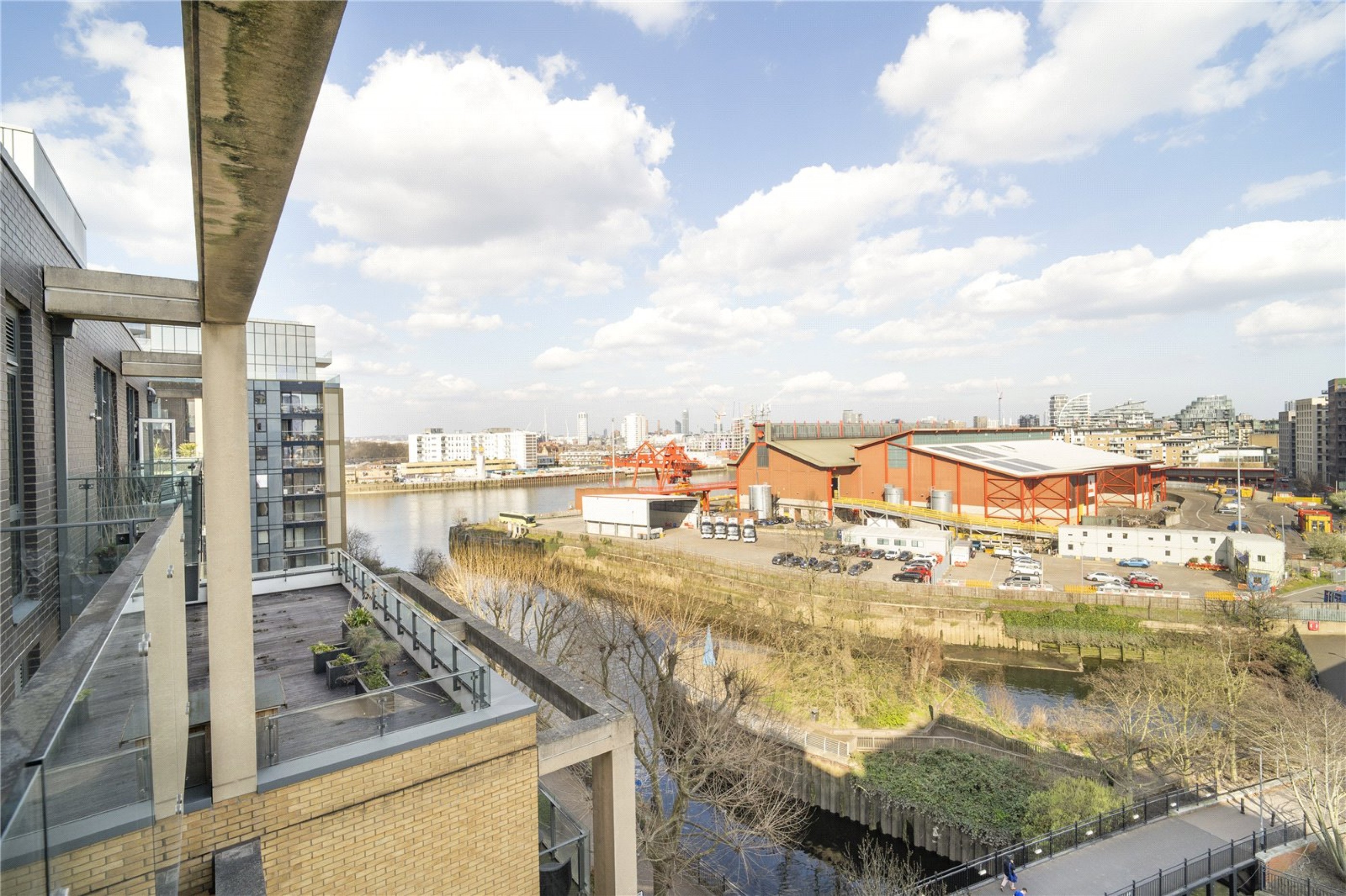 Images for London EAID:163099177 BID:FLS