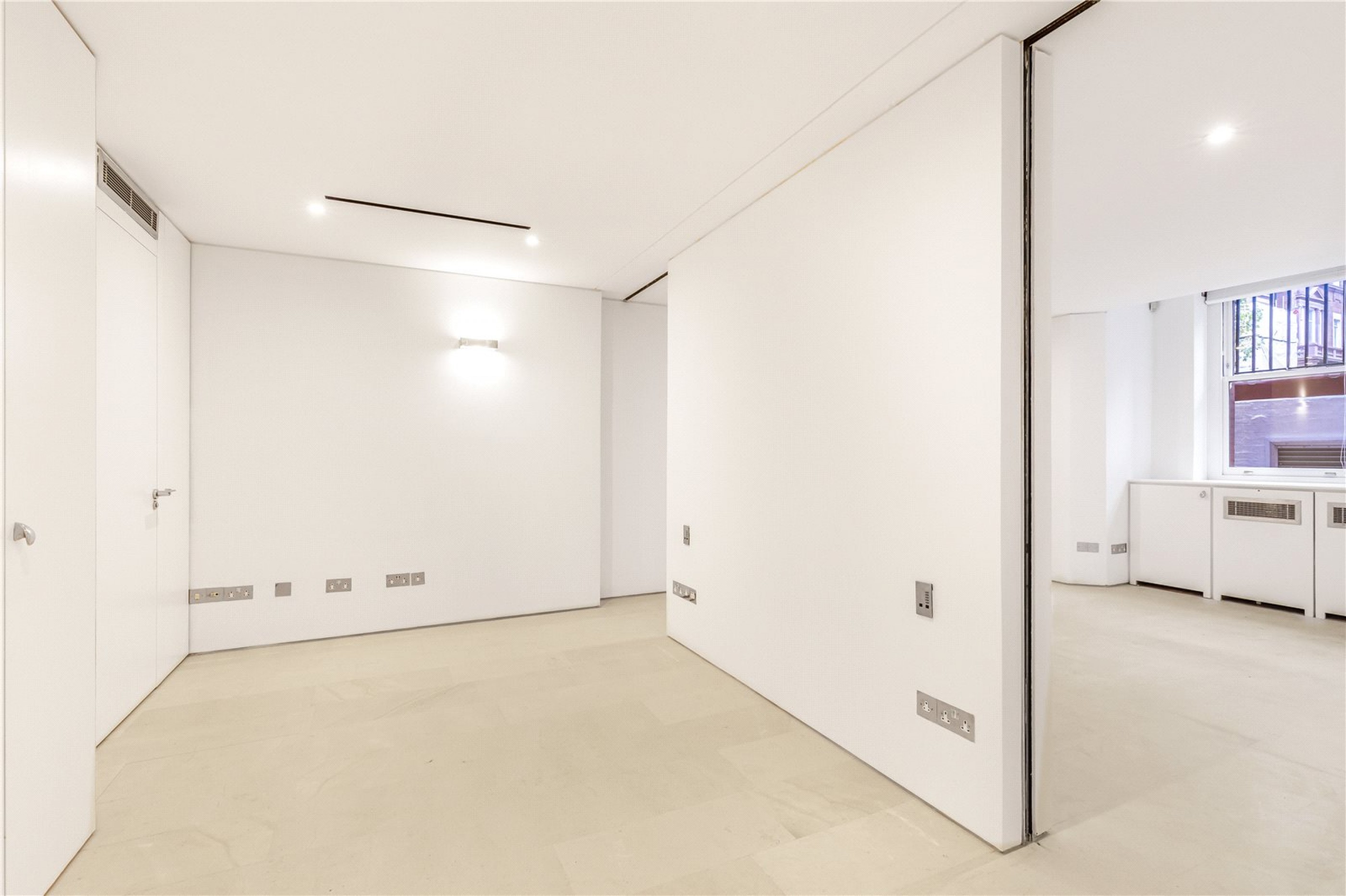 Images for London EAID:163099177 BID:FLS