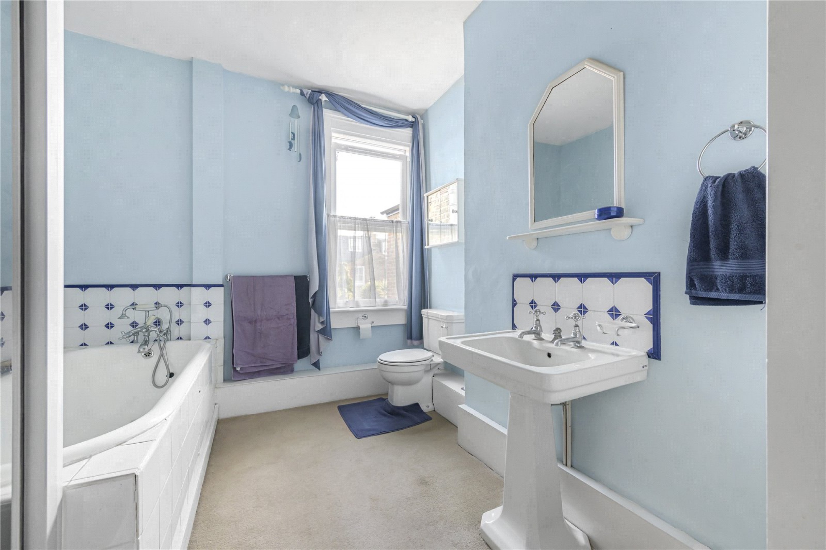 Images for London EAID:163099177 BID:FLS