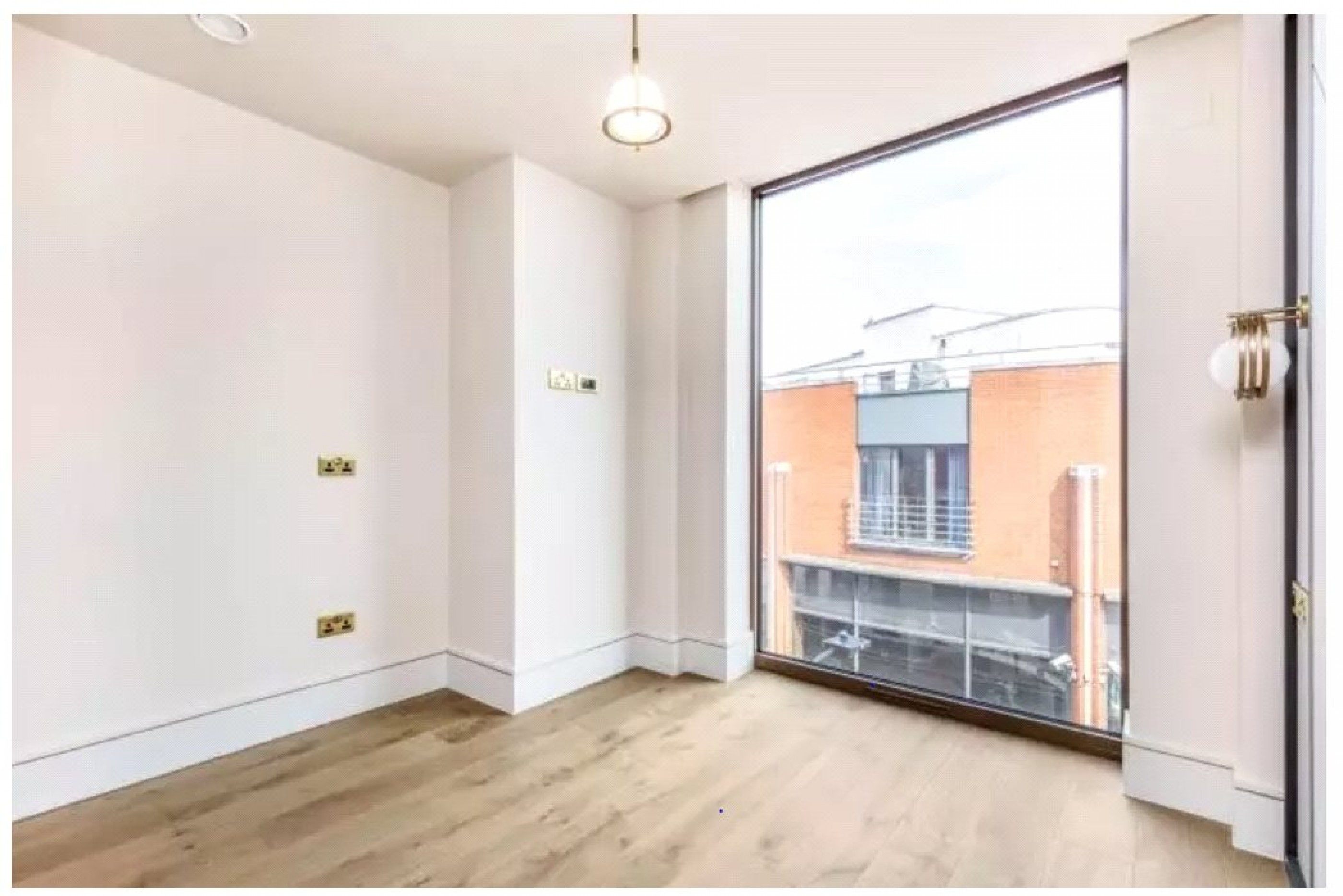 Images for London EAID:4101633374 BID:FLS