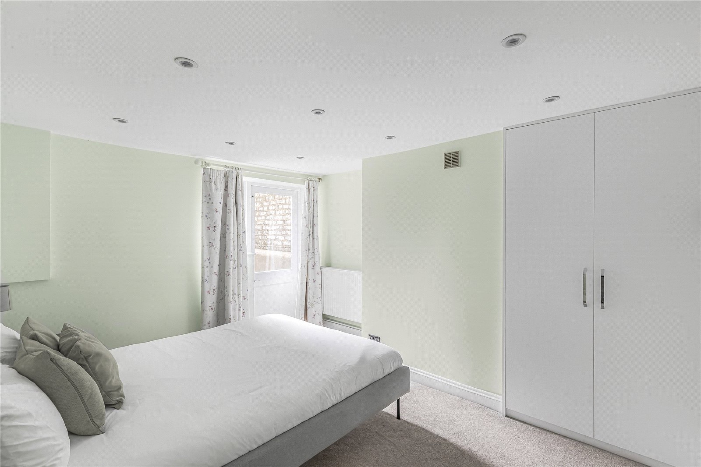 Images for Fulham, London EAID:4101633374 BID:FLS