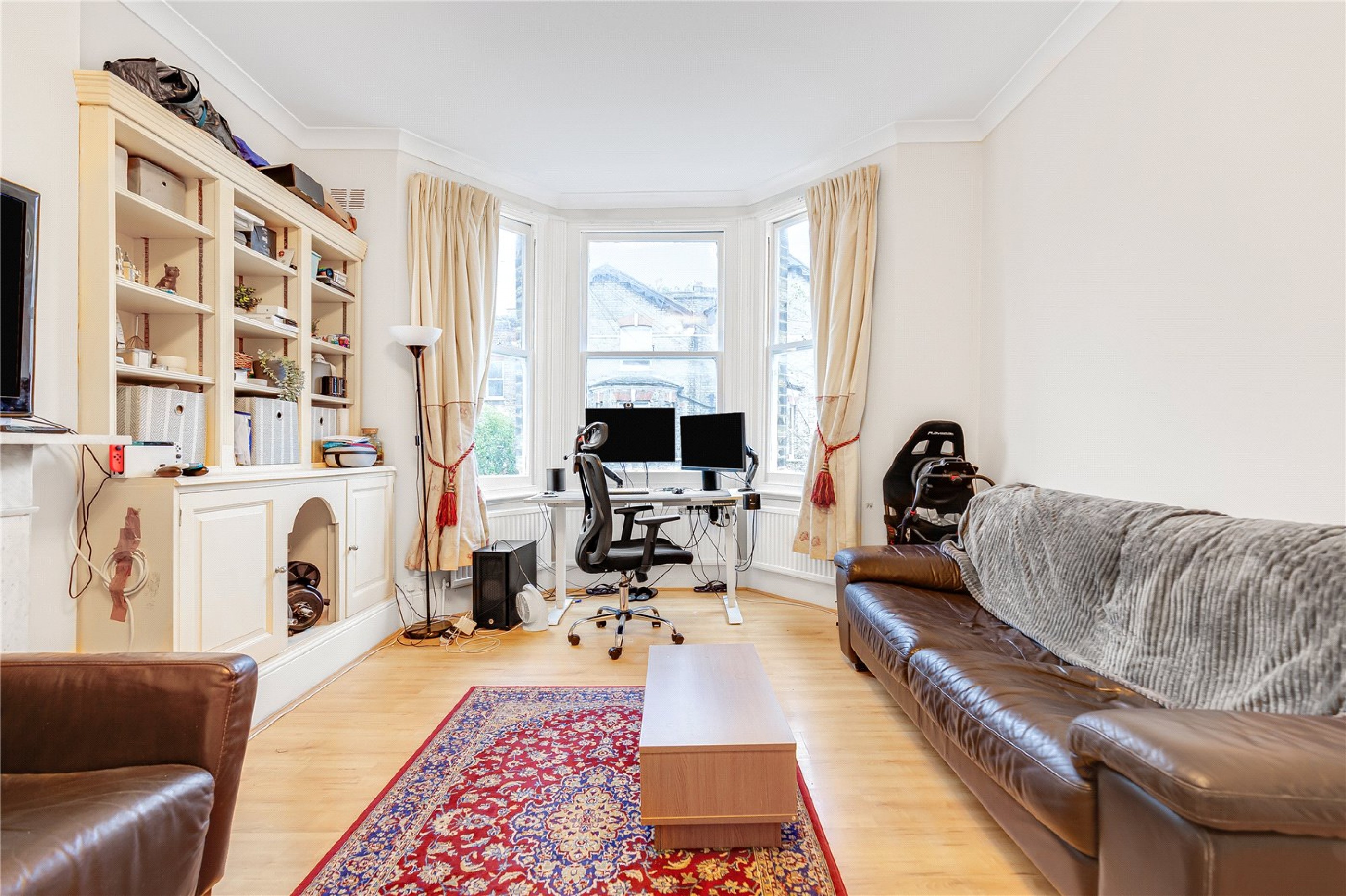 Images for London EAID:4101633374 BID:CLM