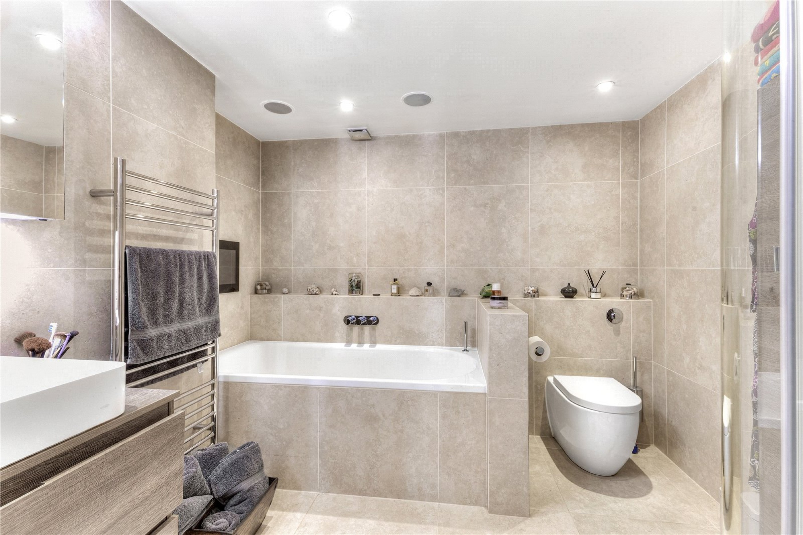 Images for London EAID:4101633374 BID:FLS