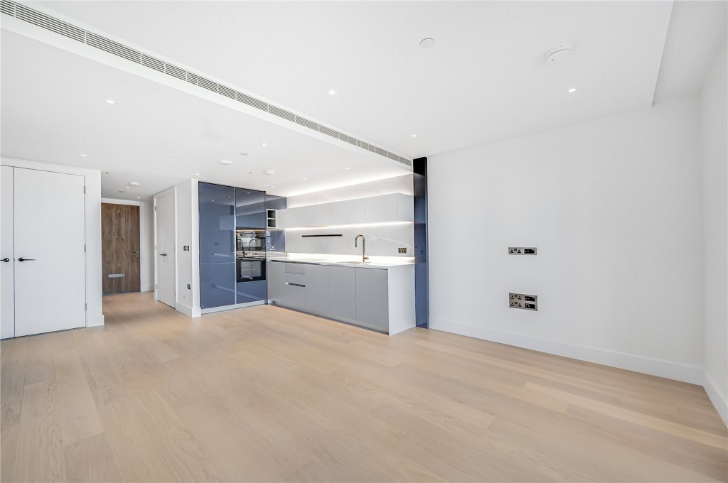 Images for London EAID:163099177 BID:FLS