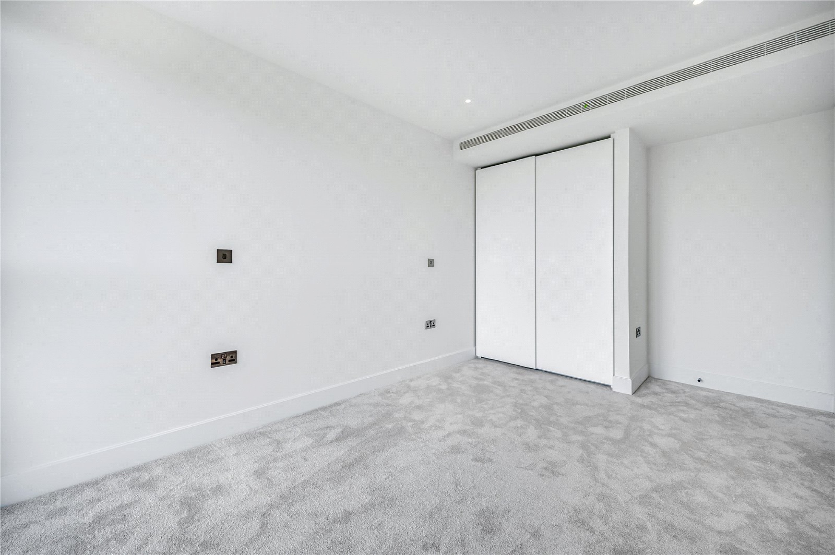 Images for London EAID:163099177 BID:FLS