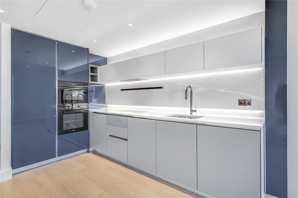 Images for London EAID:163099177 BID:FLS