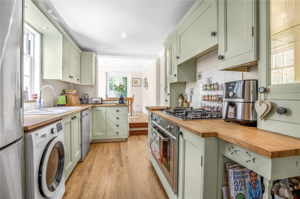 Images for London EAID:163099177 BID:FLS
