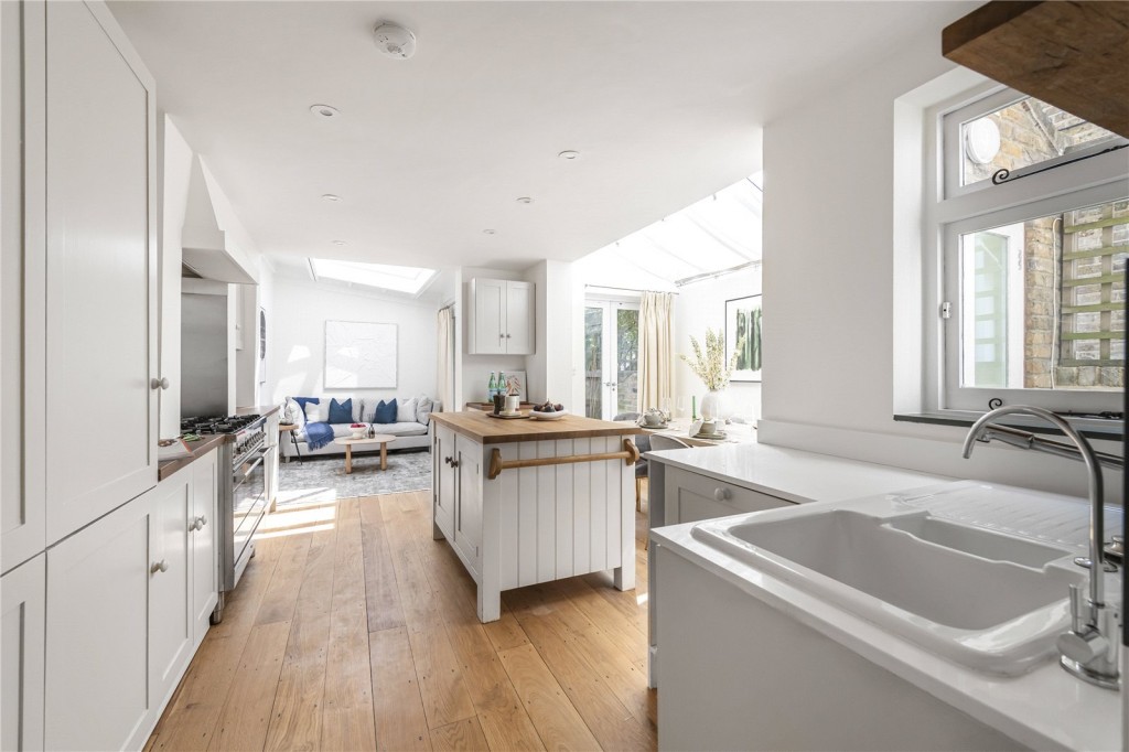 Images for Fulham, London EAID:163099177 BID:FLS