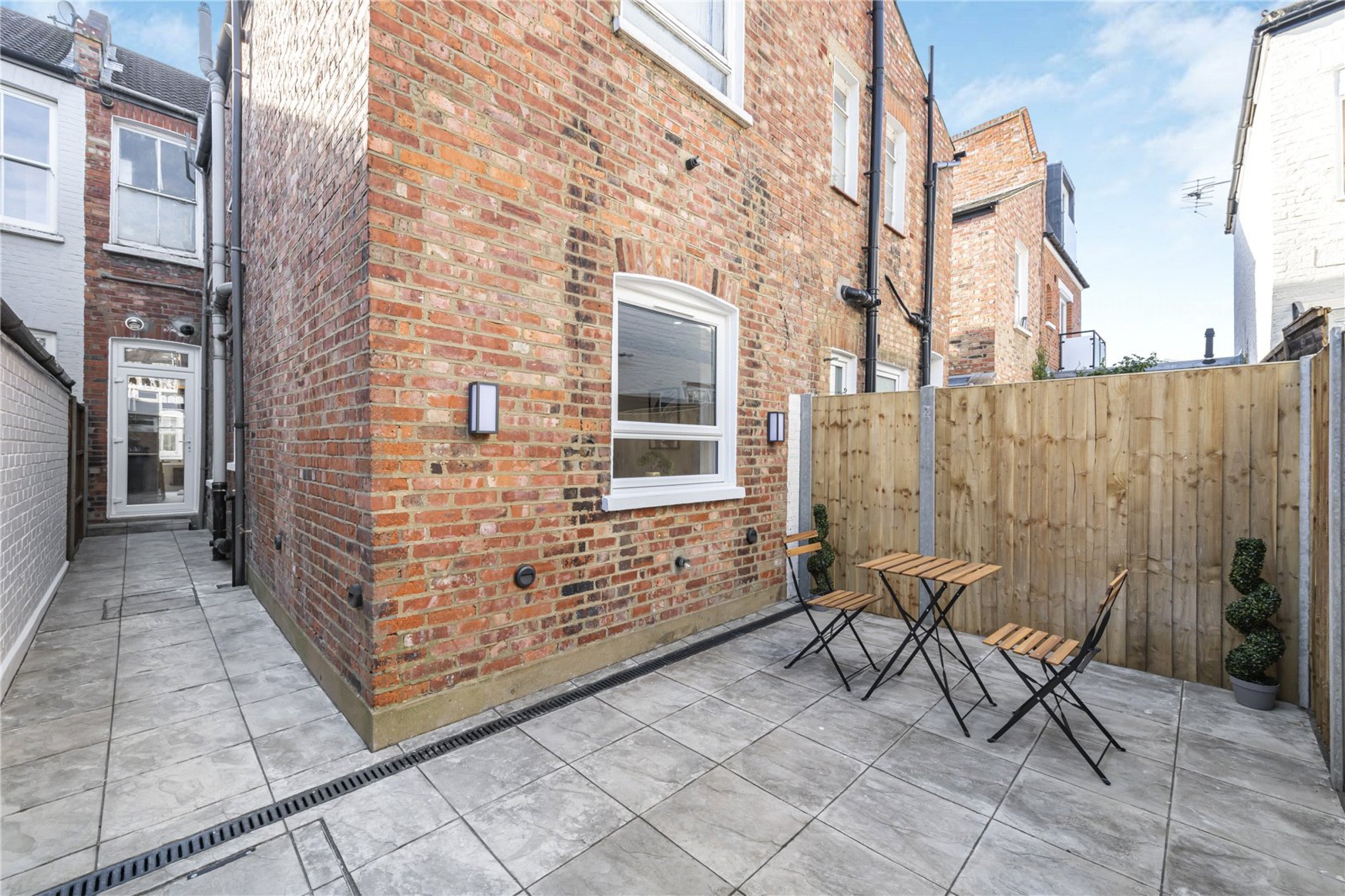 Images for London EAID:163099177 BID:FLS