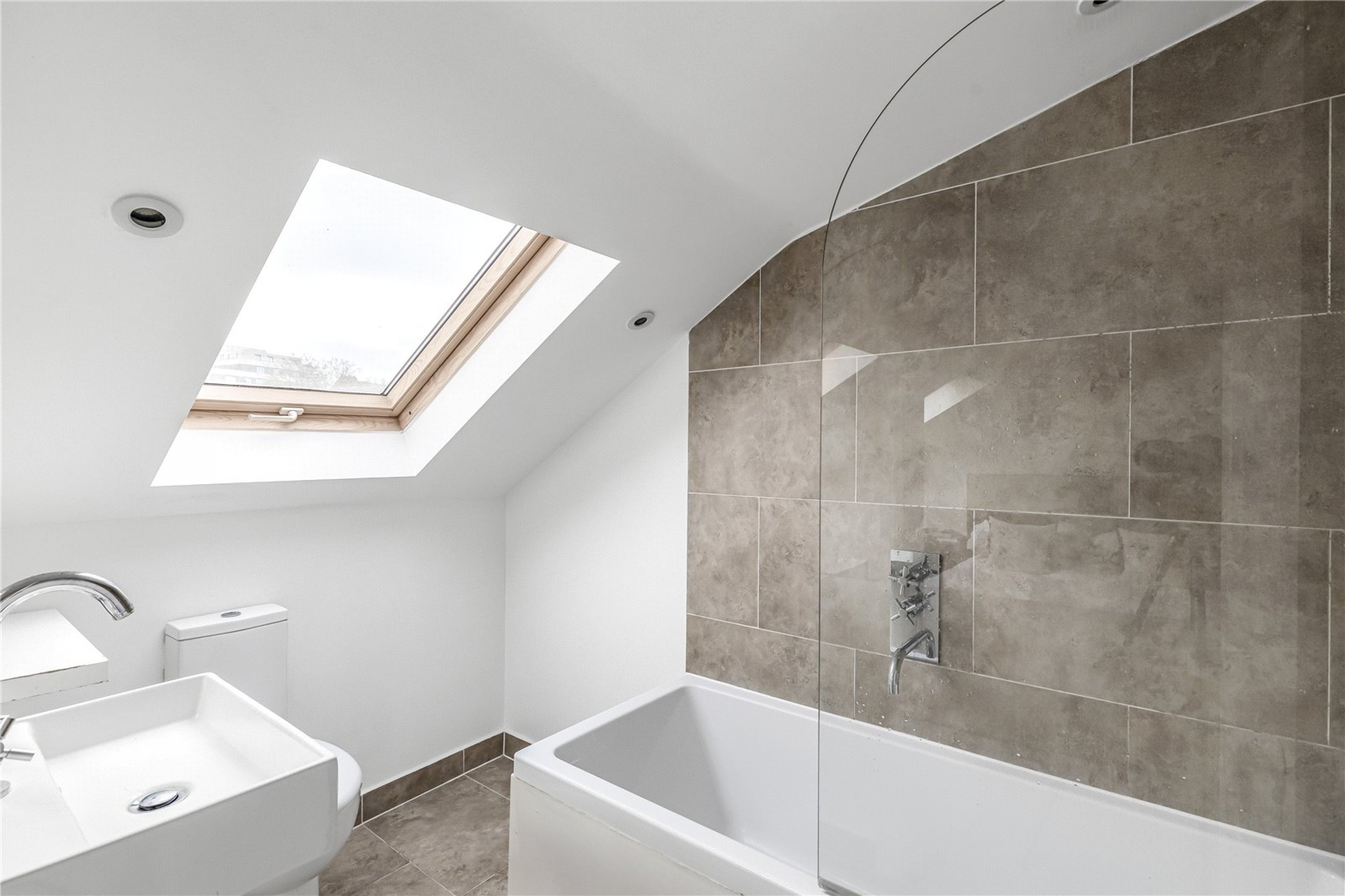 Images for Fulham, London EAID:163099177 BID:FLS