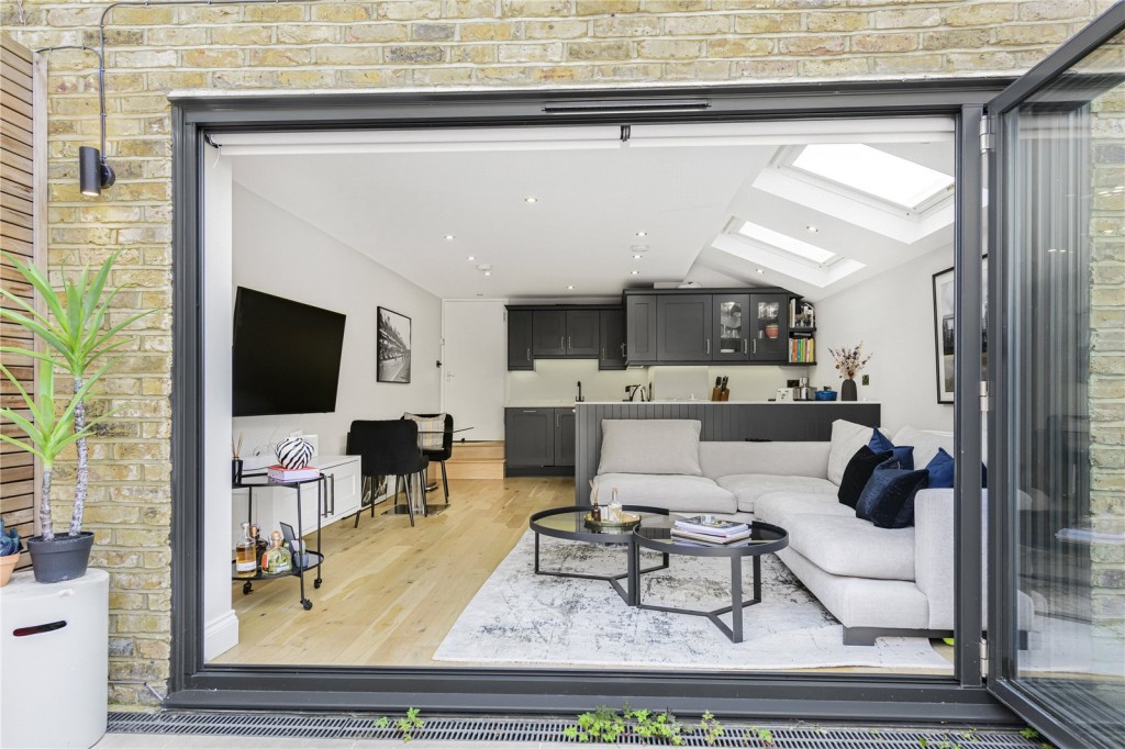 Images for Fulham, London EAID:163099177 BID:FLS