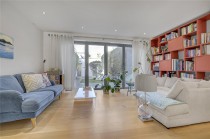 Pearscroft Road, London, SW6