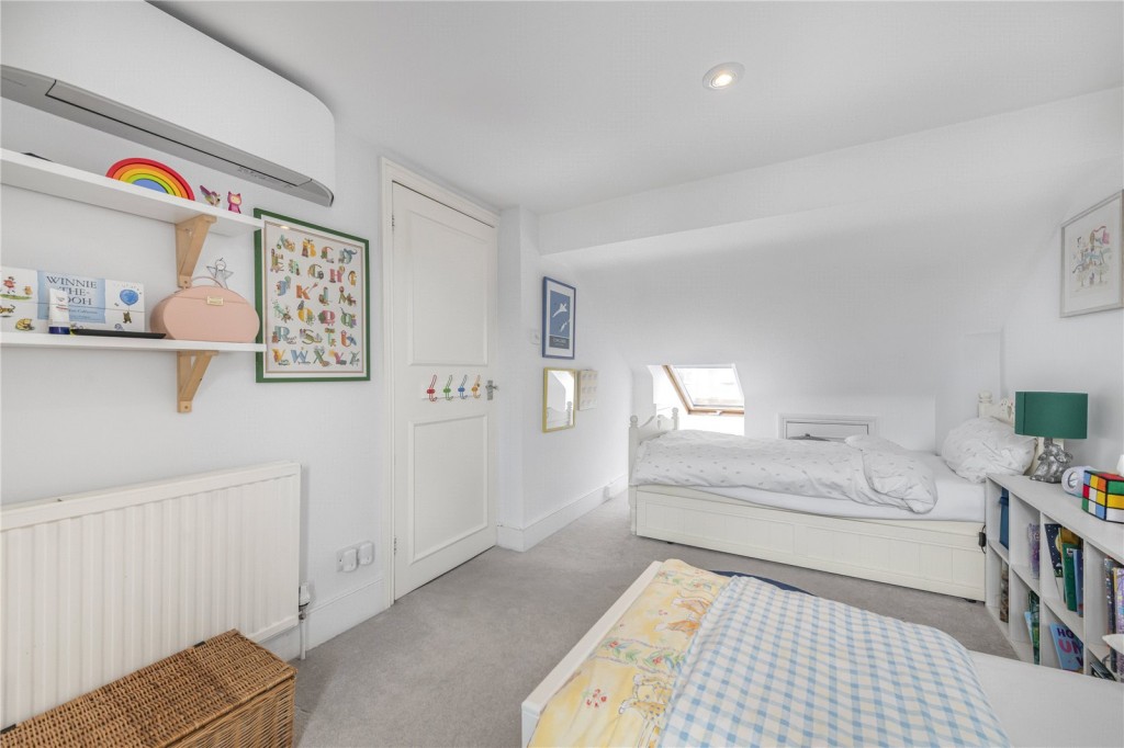 Images for London EAID:163099177 BID:FLS