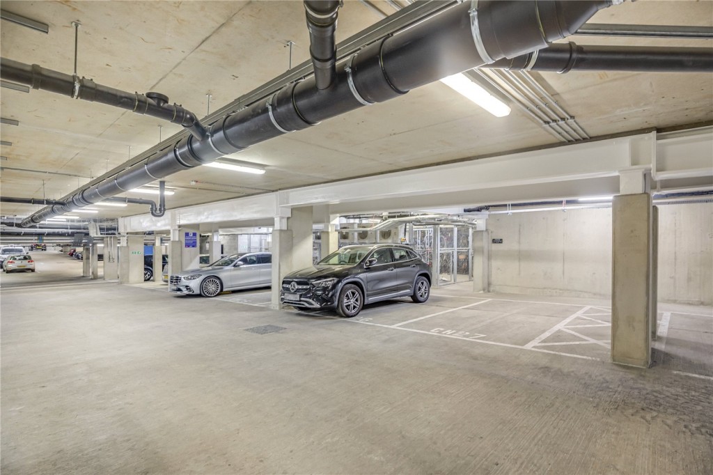 Images for London EAID:163099177 BID:FLS