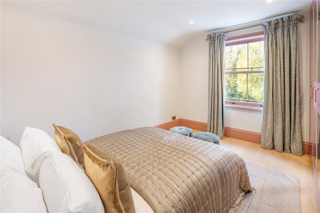 Images for London EAID:4101633374 BID:FLS