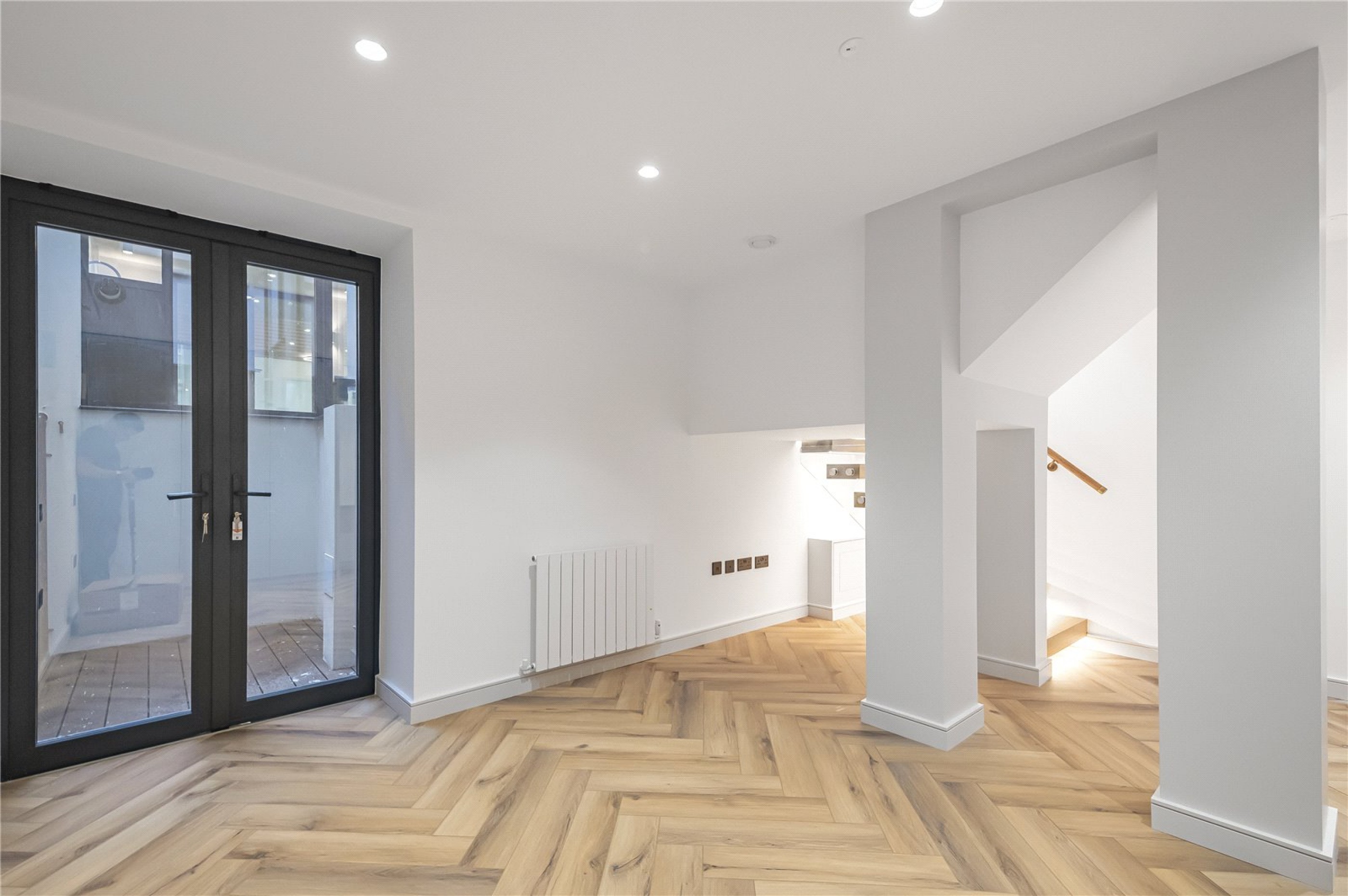 Images for London EAID:163099177 BID:FLS