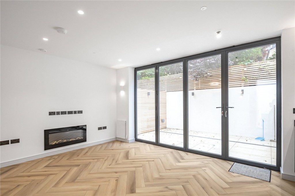Images for London EAID:163099177 BID:FLS