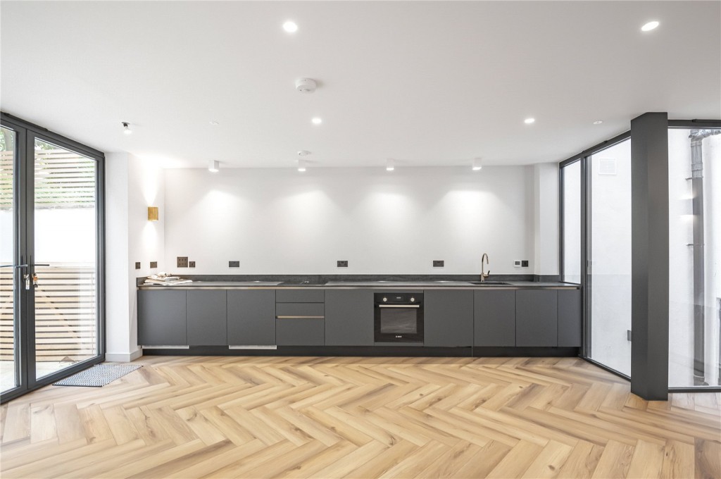Images for London EAID:163099177 BID:FLS