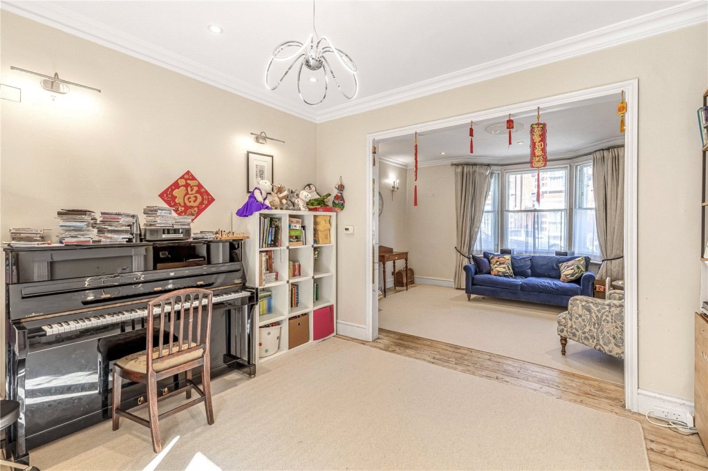 Images for Fulham, London EAID:163099177 BID:FLS