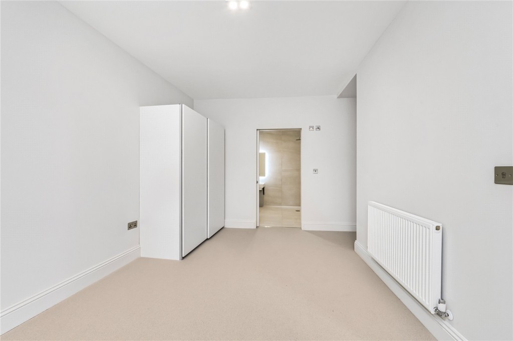 Images for London EAID:163099177 BID:FLS