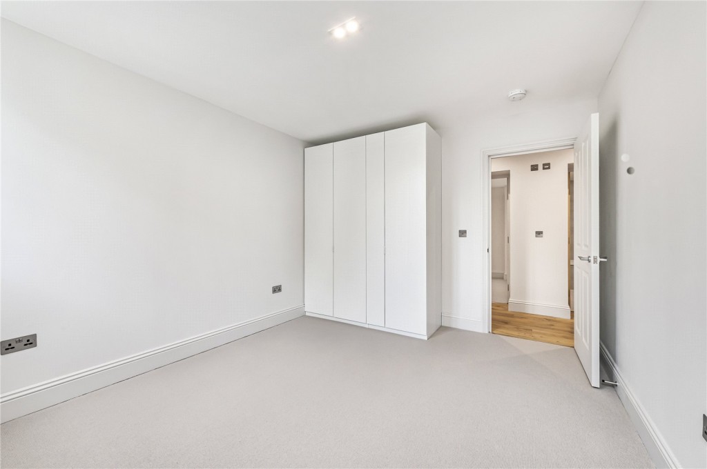 Images for London EAID:163099177 BID:FLS