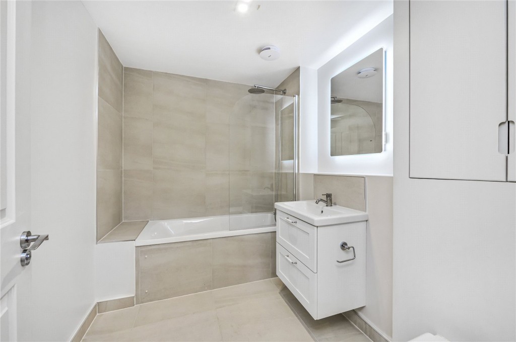Images for London EAID:163099177 BID:FLS