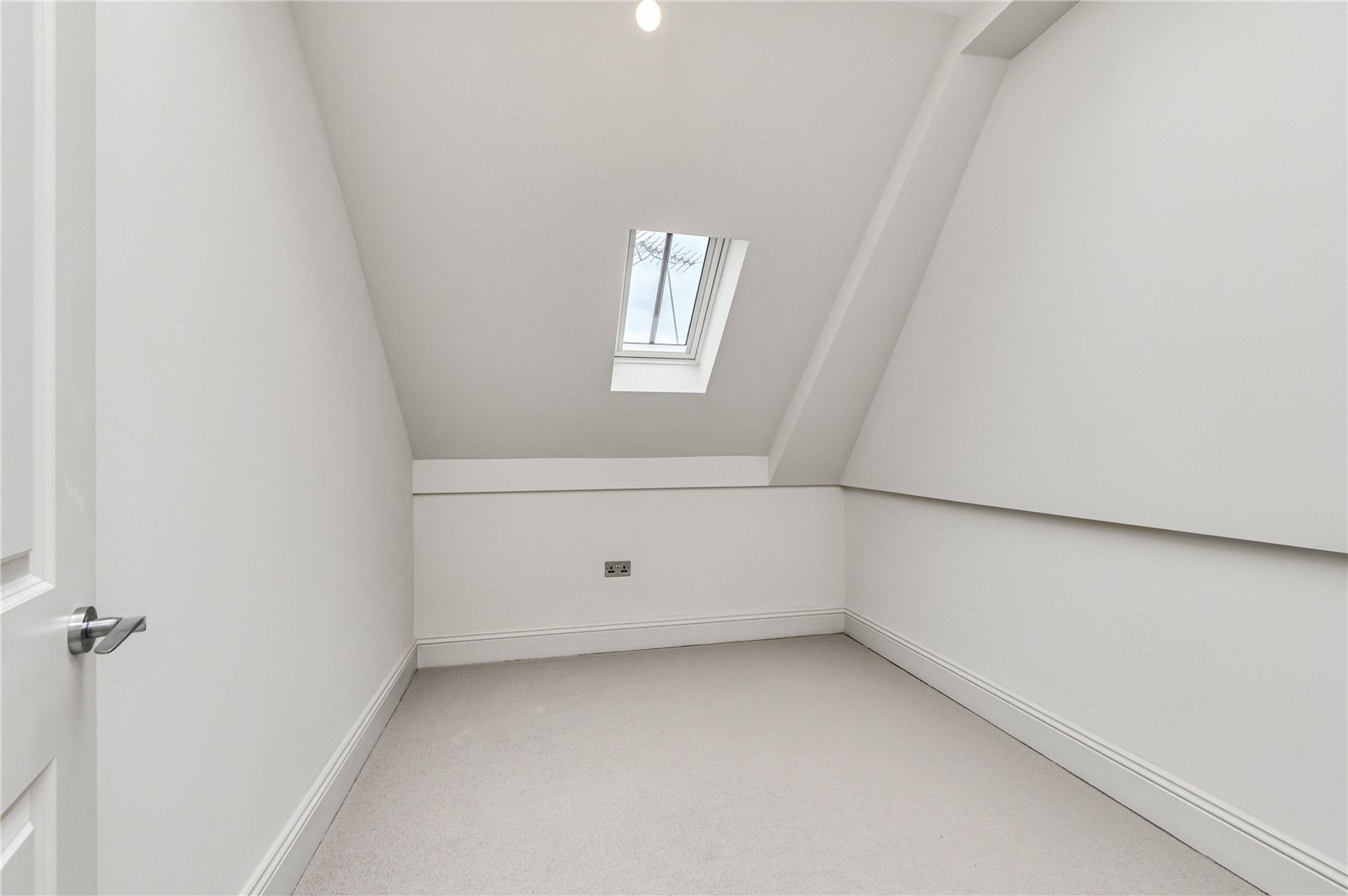 Images for London EAID:163099177 BID:FLS