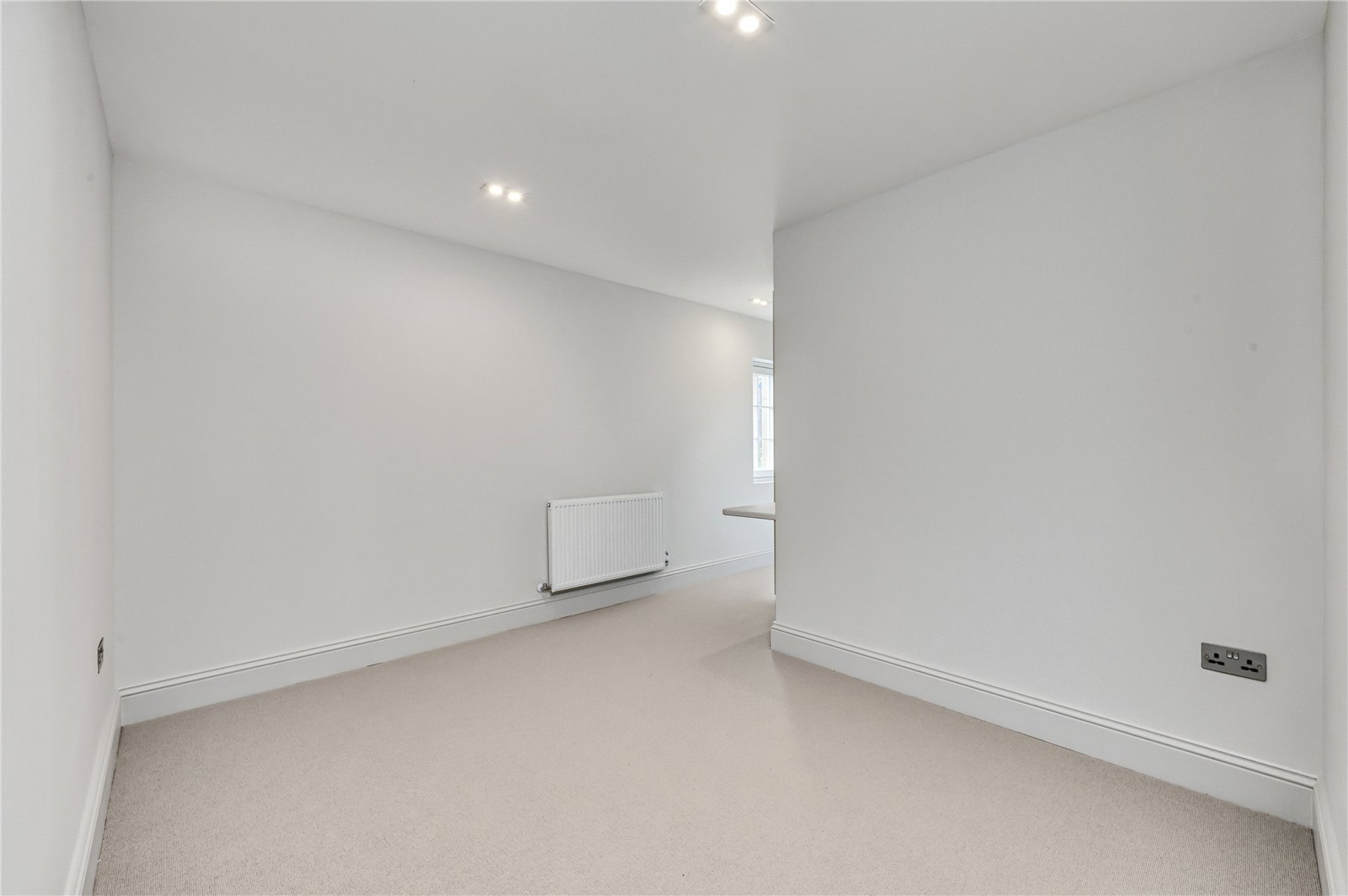 Images for London EAID:163099177 BID:FLS