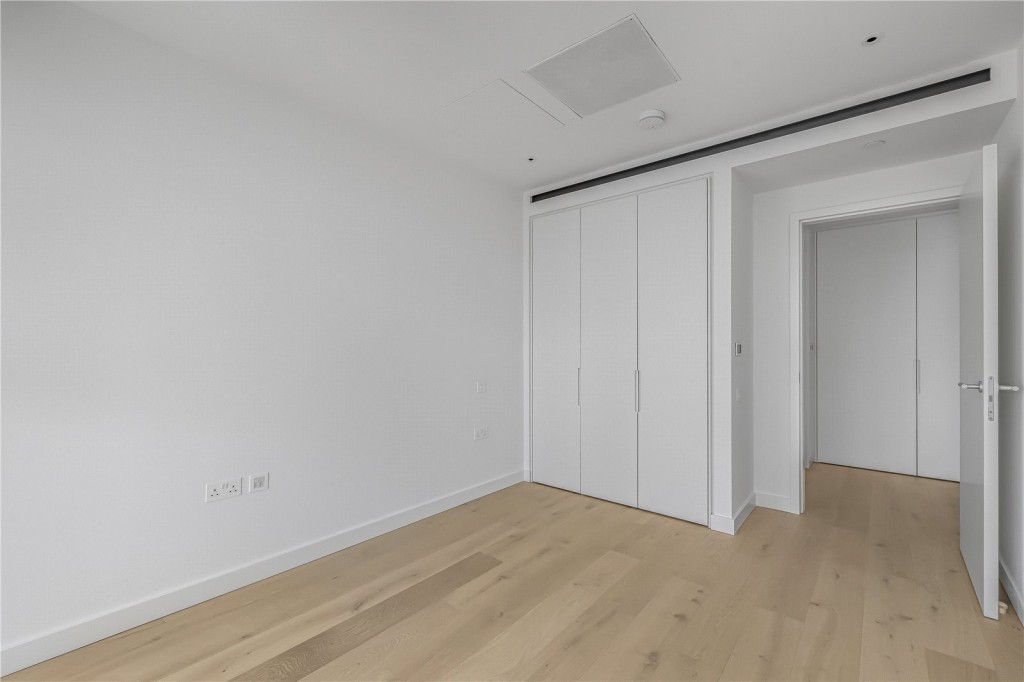 Images for London EAID:163099177 BID:FLS