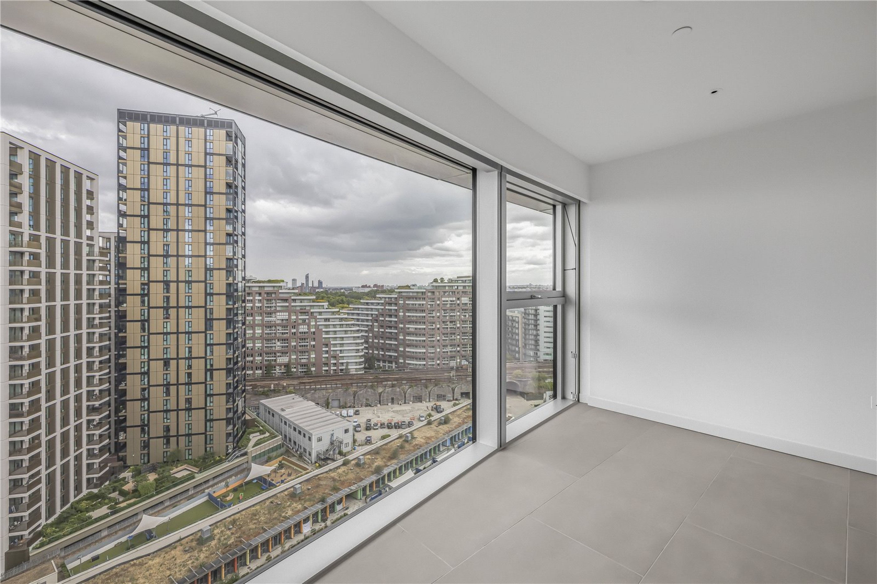 Images for London EAID:163099177 BID:FLS