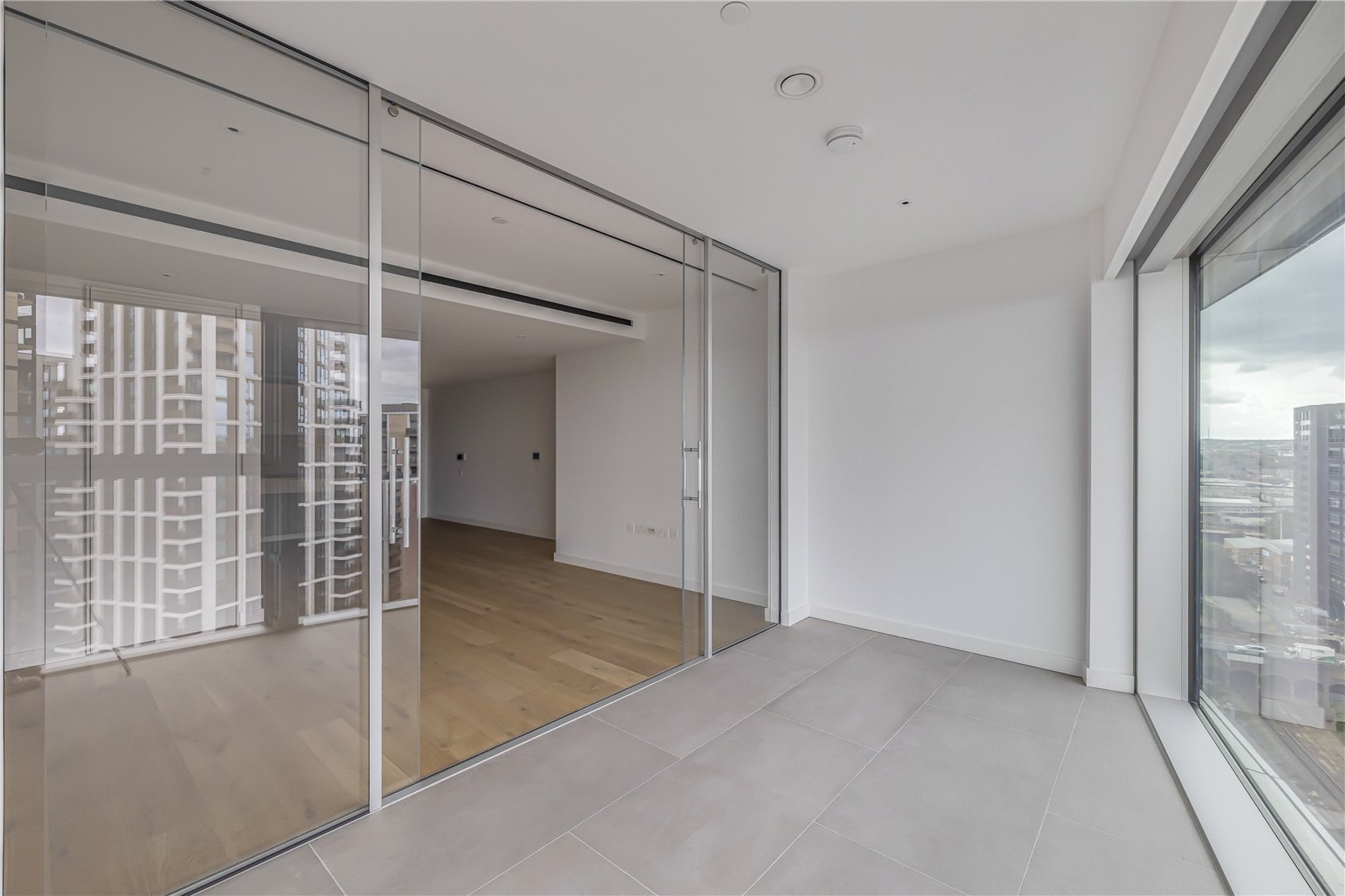 Images for London EAID:163099177 BID:FLS