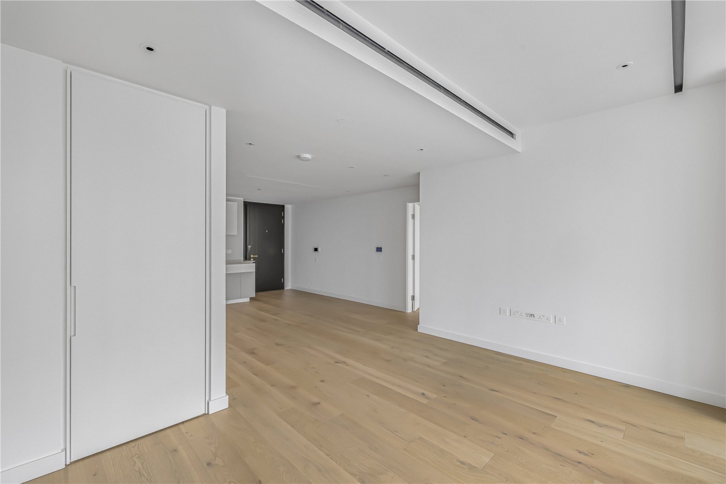 Images for London EAID:163099177 BID:FLS