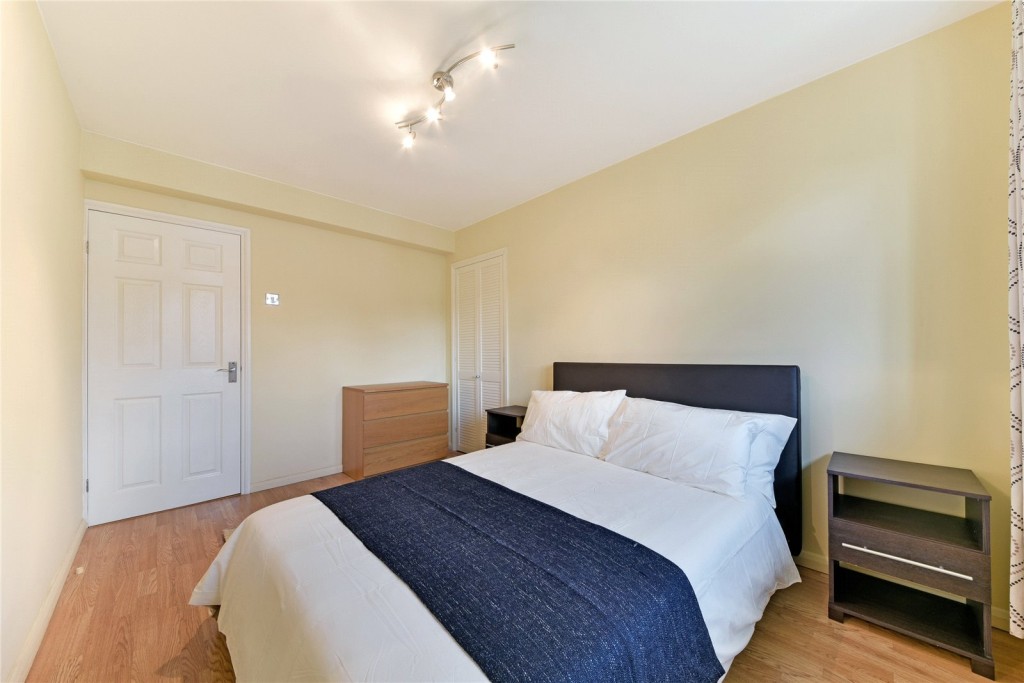 Images for Clapham South, London EAID:163099177 BID:CLM