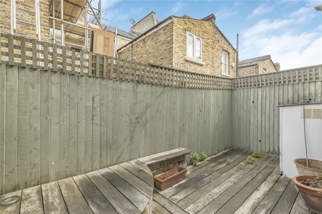 Images for Fulham EAID:163099177 BID:FLS