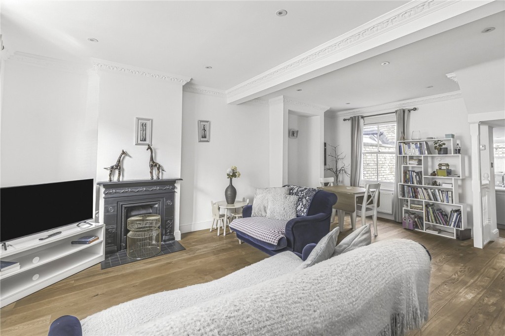 Images for Fulham EAID:163099177 BID:FLS