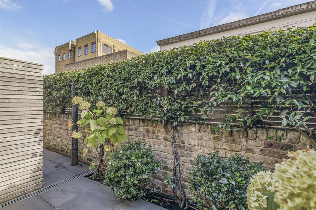 Images for London EAID:4101633374 BID:FLS