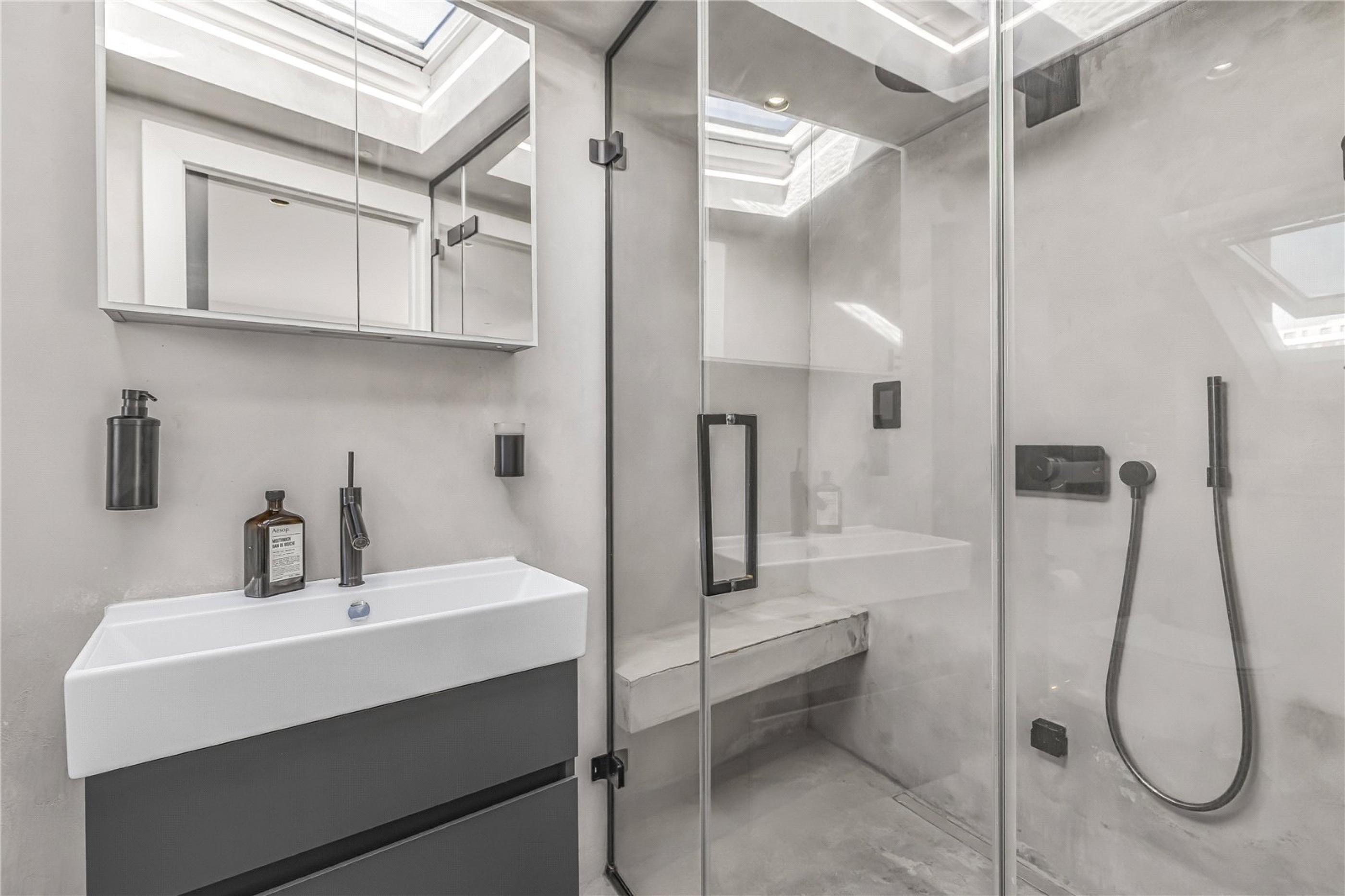 Images for London EAID:4101633374 BID:FLS