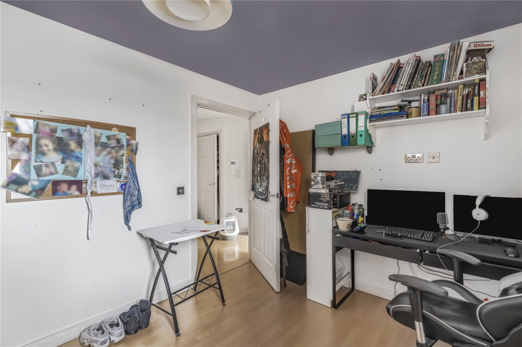 Images for London EAID:4101633374 BID:FLS